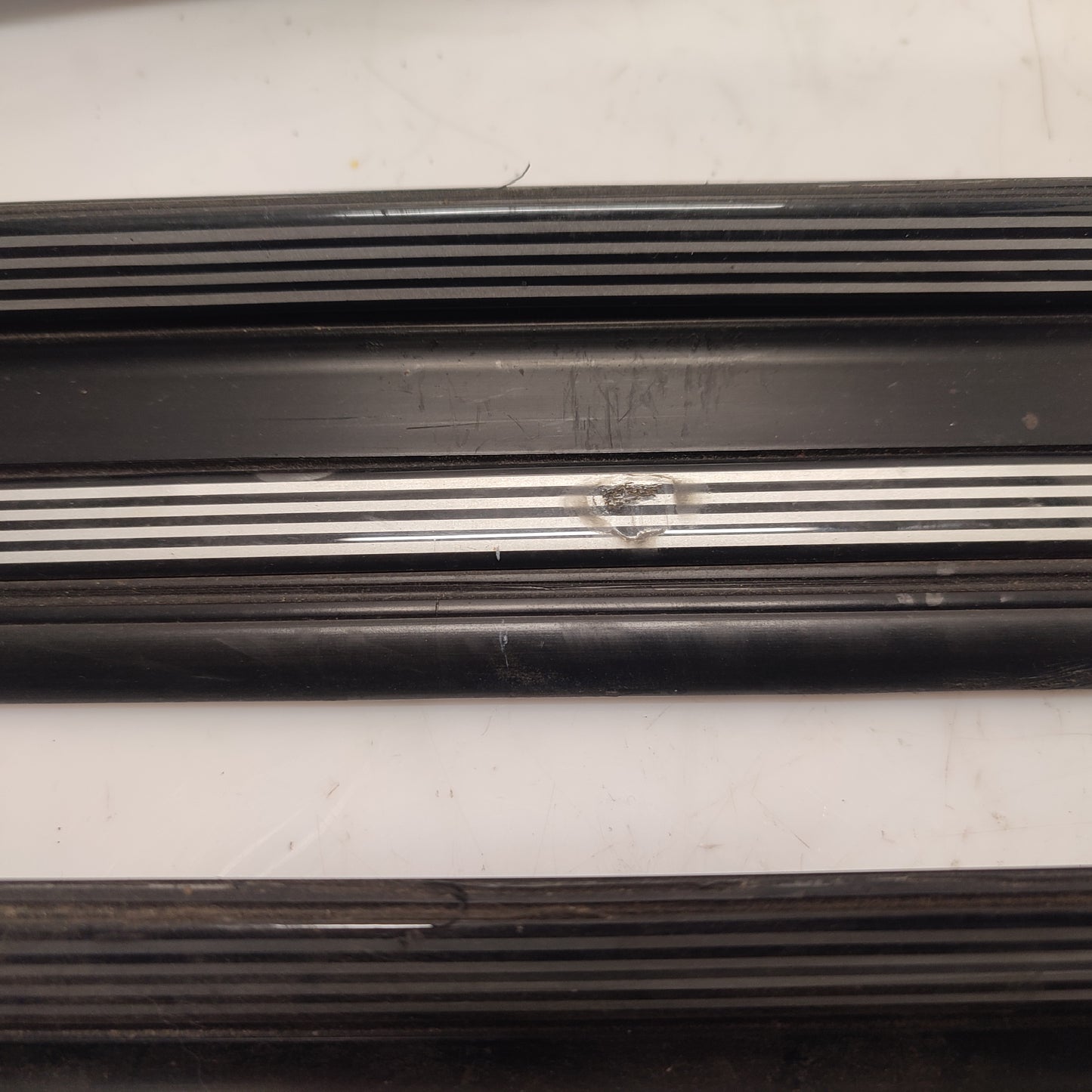 Seuil de Porte Pack M BMW E46 Berline Touring – Occasion d’Origine Garantie 3 Mois