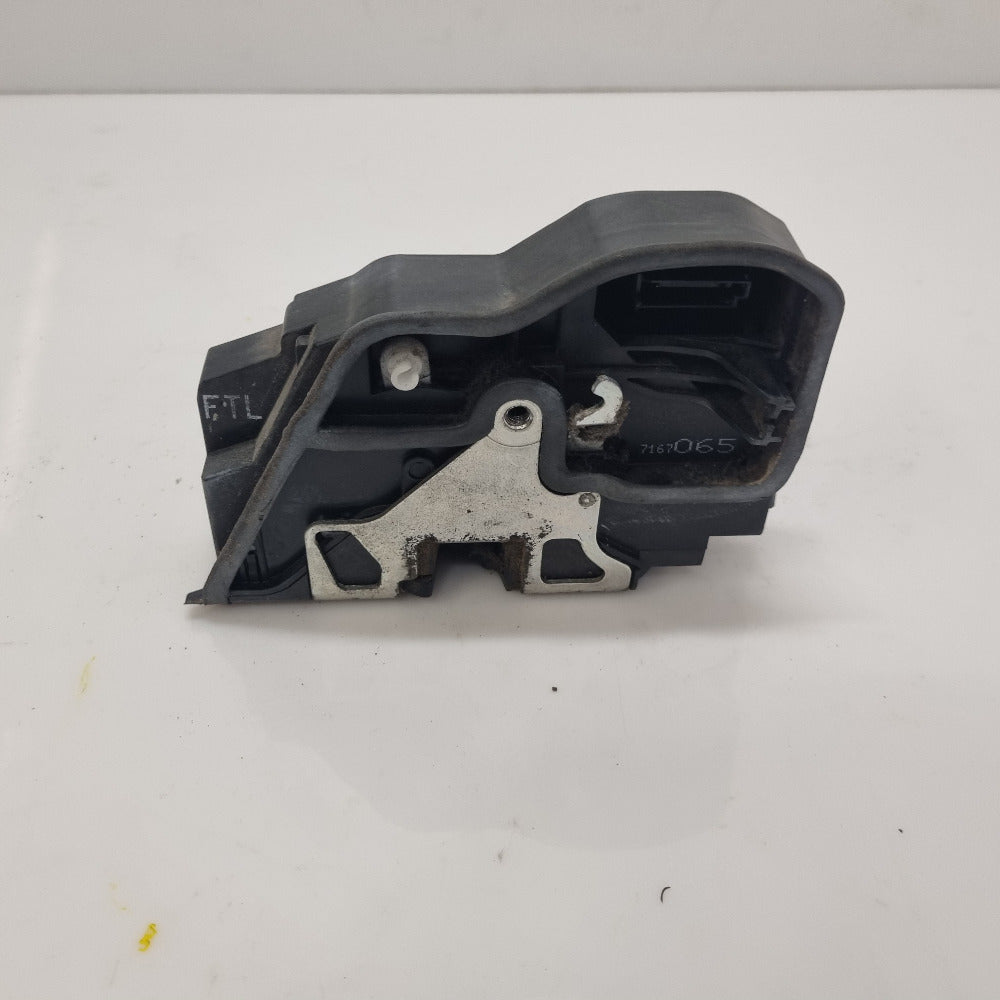 serrure centralisee avant gauche 7167065 bmw e60 e61-BMMOTORSPORT80