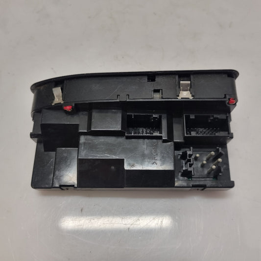 commande de leve vitre avant gauche 8368988 bmw e39-BMMOTORSPORT80