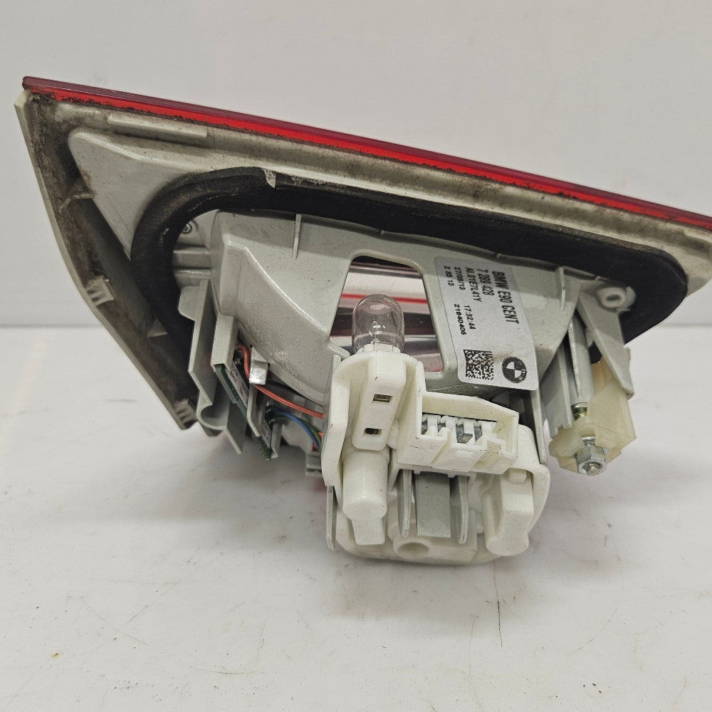 feu de malle arriere droit 7289428 bmw e90 lci-BMMOTORSPORT80