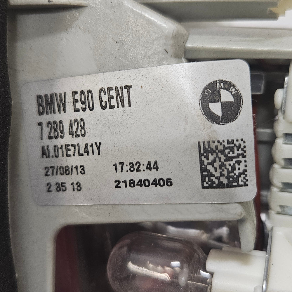 feu de malle arriere droit 7289428 bmw e90 lci-BMMOTORSPORT80