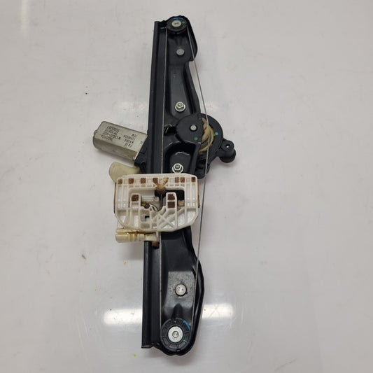 Lève-vitre électrique arrière droit 7242556 – BMW F20 Série 1 | BM Motorsport80