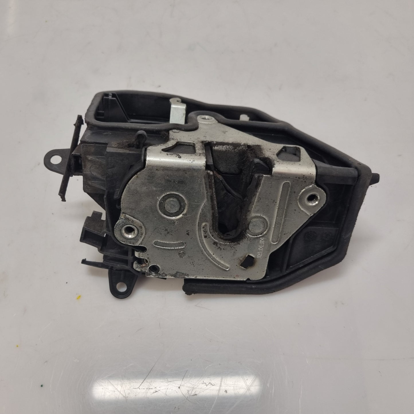 Serrure Centralisée Arrière Droite BMW 7167070 – E87, E90, E91 – Verrouillage Porte Passager – Garantie 3 Mois-BMMOTORSPORT80