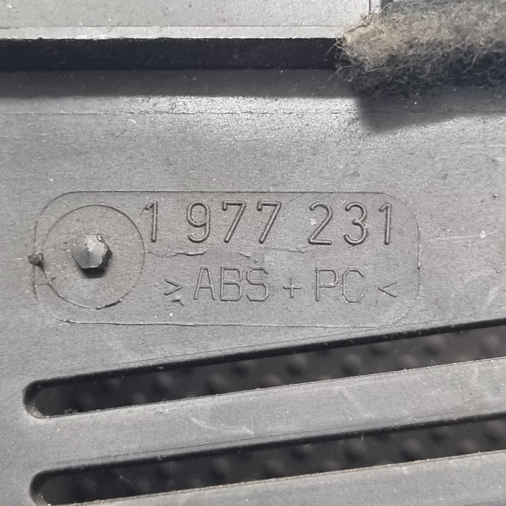 Vide-Poche Central BMW E36 – Réf. 1977231 – Console Centrale – Occasion Garantie 3 Mois