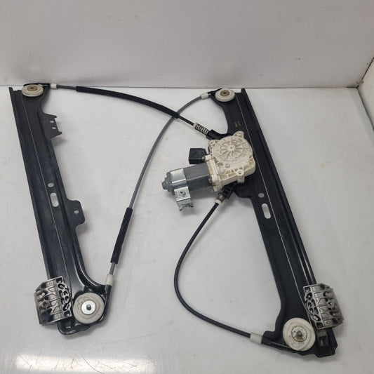 Lève-vitre Électrique Avant Droit BMW E60 / E61 – Réf. 7075668 – Occasion Garantie 3 Mois
