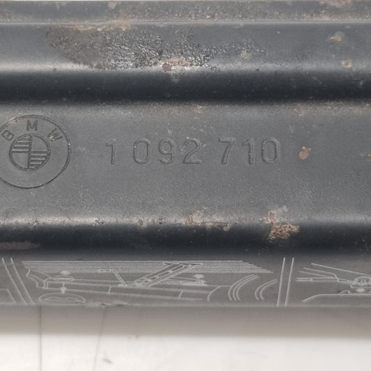 Cric d’Origine BMW E39 – Réf. 1092710 – Occasion Parfait État – Garantie 3 Mois
