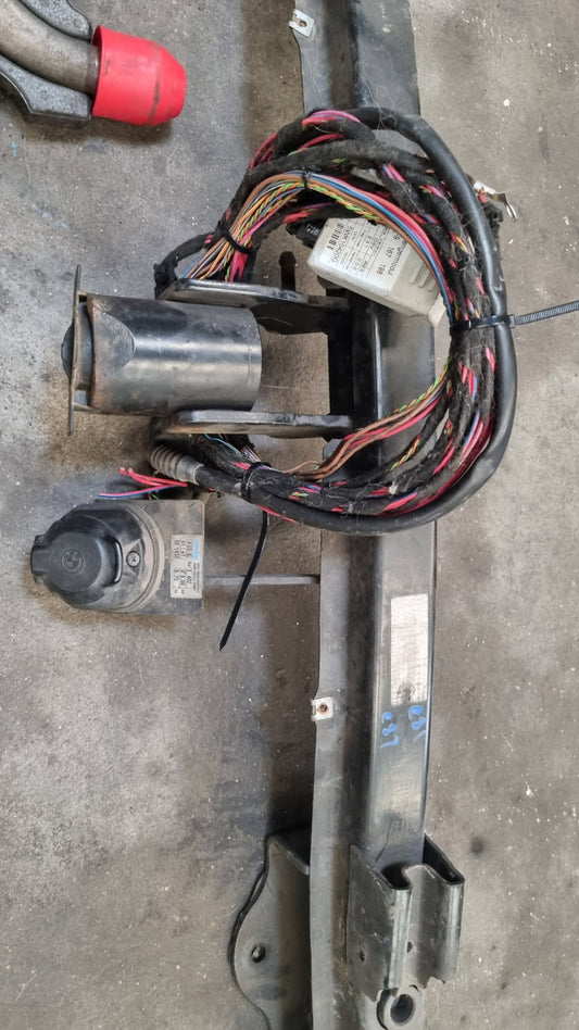 Crochet attelage amovible d’origine BMW Série 1 E81 / E87 – Garantie 3 mois – BMMOTORSPORT80