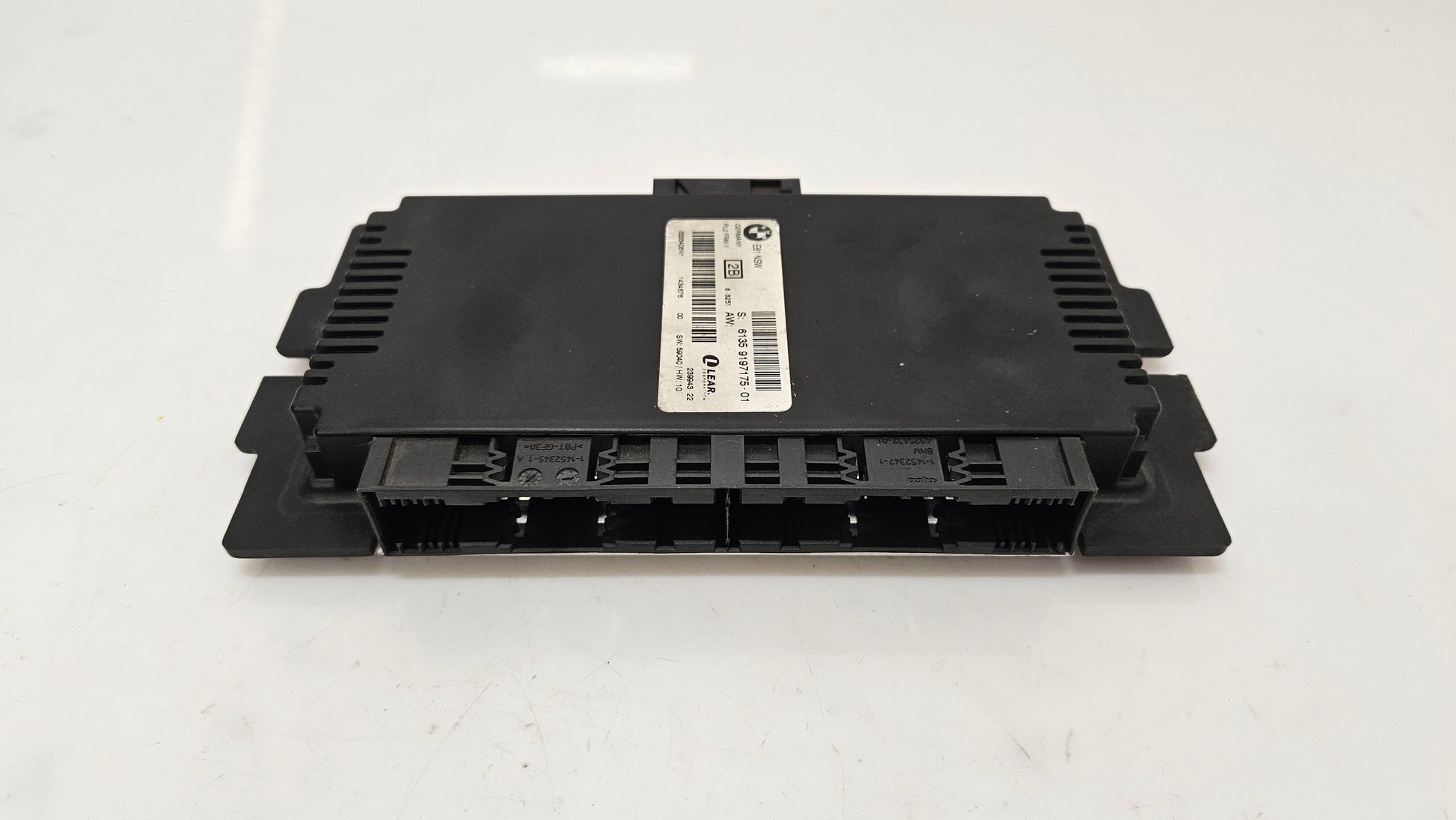 boitier-frm-eclairage-bmw-serie-1-3-e81-e82-e87-e88-e90-e91-bmmotorsport80