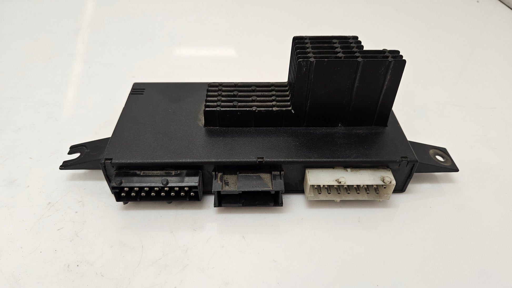 boitier-eclairage-lcm-bmw-serie-5-7-x5-e38-e39-e53-bmmotorsport80