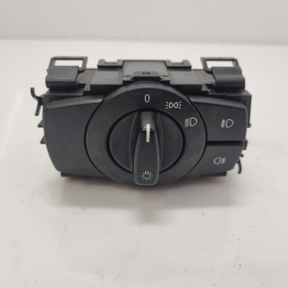 commande-phare-bmw-serie-1-3-e81-e87-e90-e91-e92-e93-bmmotorsport80