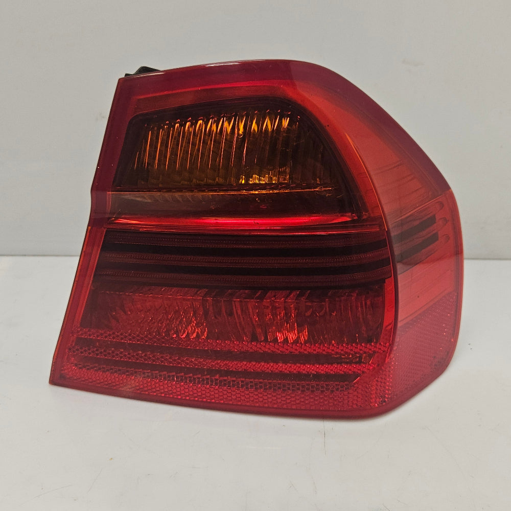 feu-arriere-droit-bmw -e90-phase-1-bmmotorsport80