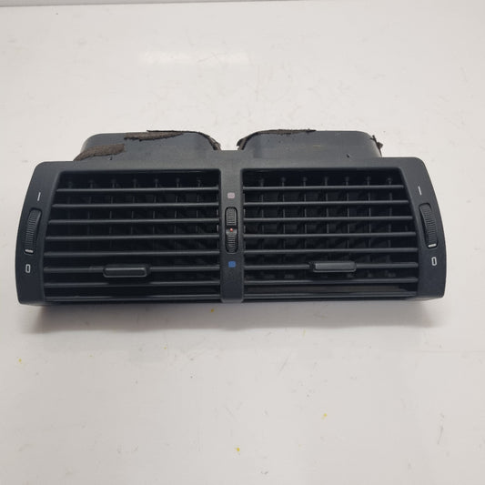grille-aeration-centrale-8402221-bmw-e53-bmmotorsport80