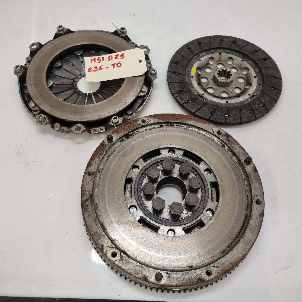 kit-volant-moteur-embrayage-bmw-serie-3-e36-325td-bmmotorsport80