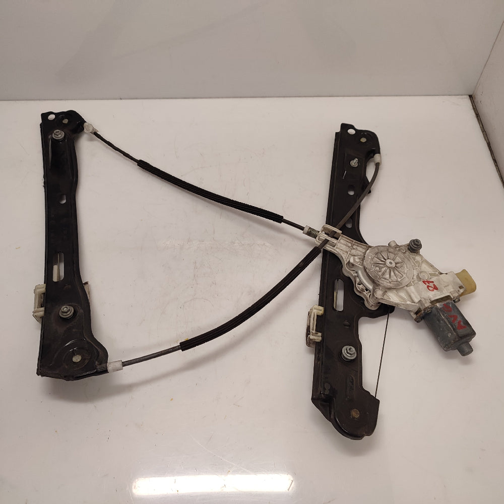 leve-vitre-electrique-avant-gauche-7067795-bmw-e87-bmmotorsport80