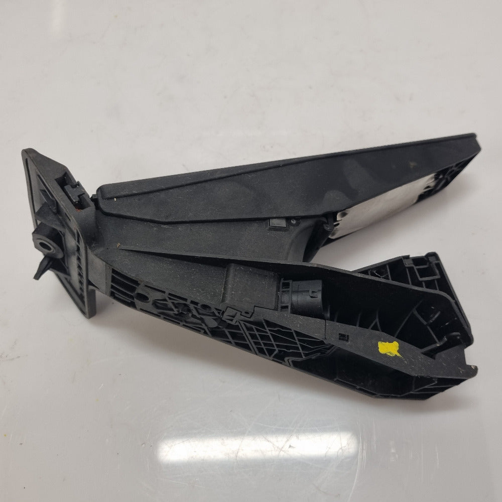 accelerator pedal 6860784 bmw e90 e91 e60 e61 e65 f10 automatic transmission-BMMOTORSPORT80