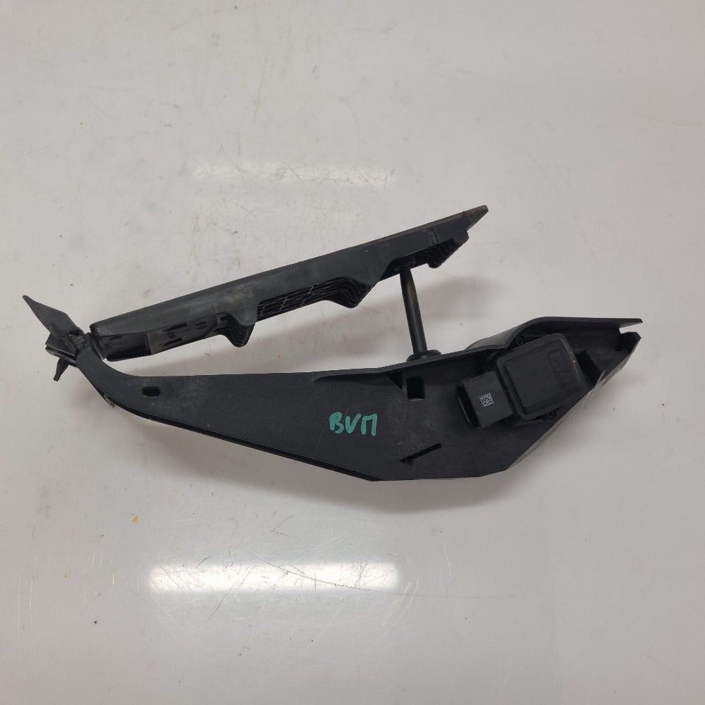 pedale-accelerateur-bmw-serie-1-3-e81-e87-e90-e91-bmmotorsport80