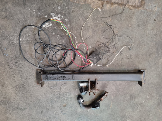 Crochet d’Attelage Amovible avec Faisceau BMW X3 E83 – Complet & Garantie 3 Mois - BMMOTORSPORT80