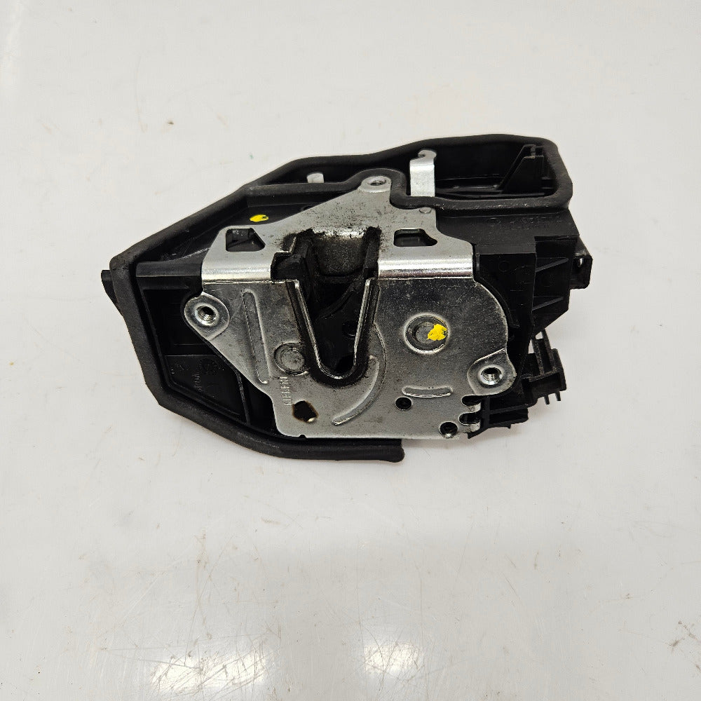 Serrure Centralisée Avant Gauche BMW 7229461 – E81, E87, E90, E91, F10, F20, F21 – Mécanisme de Porte – Garantie 3 Mois-bmmotorsport80