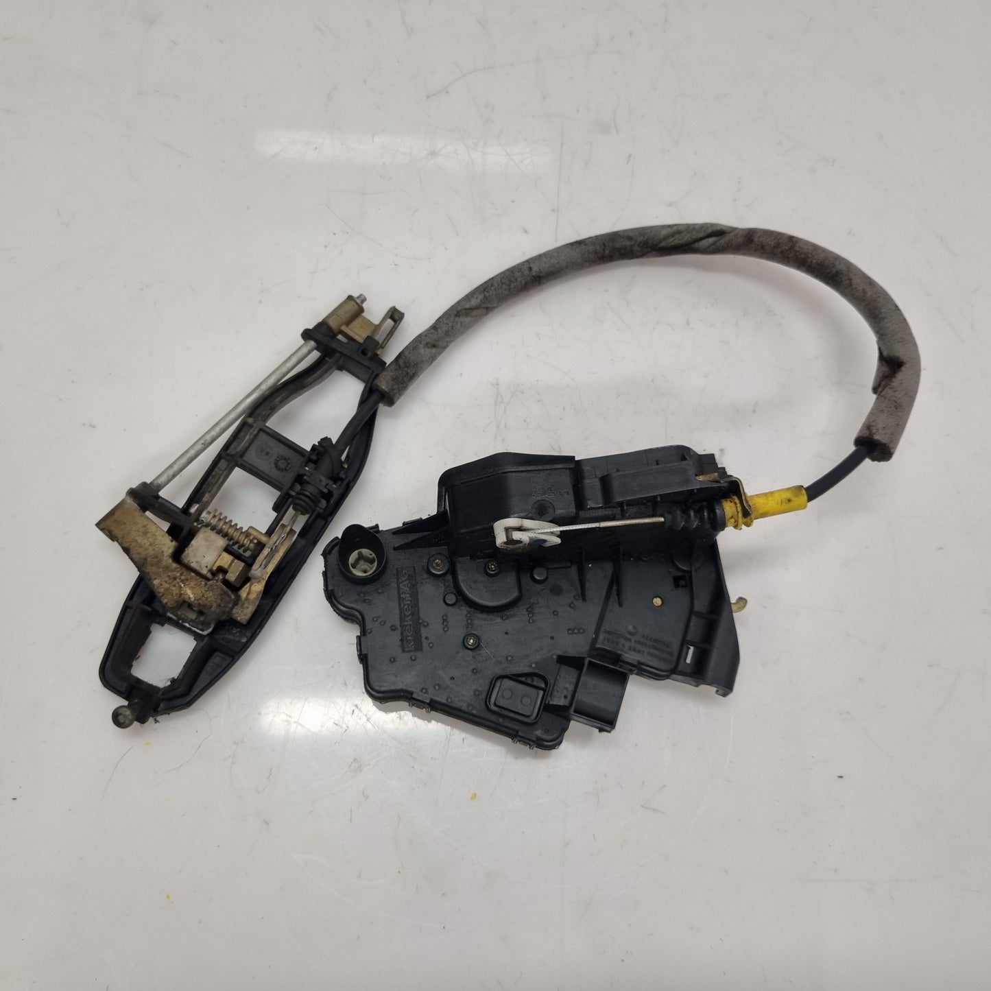 Serrure centralisée avant gauche BMW E46 Berline Phase 2 | Occasion garantie 3 mois