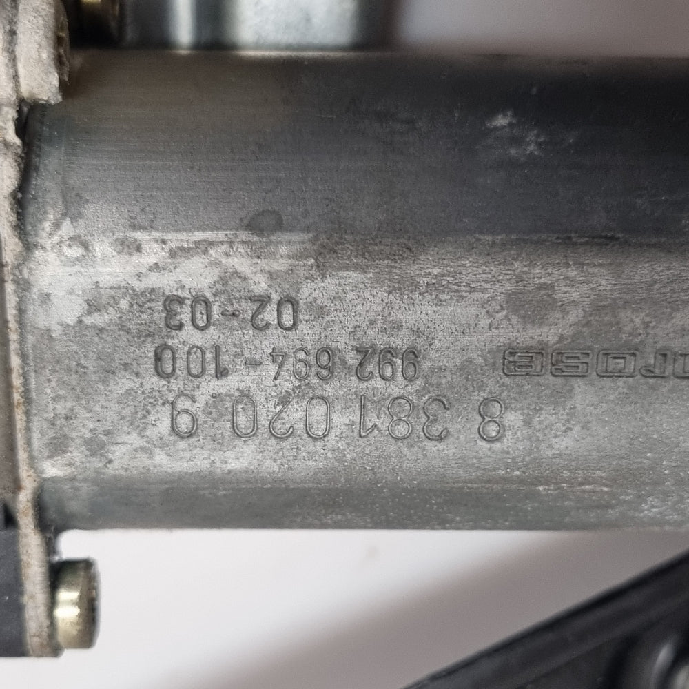 Lève-vitre électrique avant droit BMW X5 E53 réf. 8381020 – Occasion + Garantie 3 mois