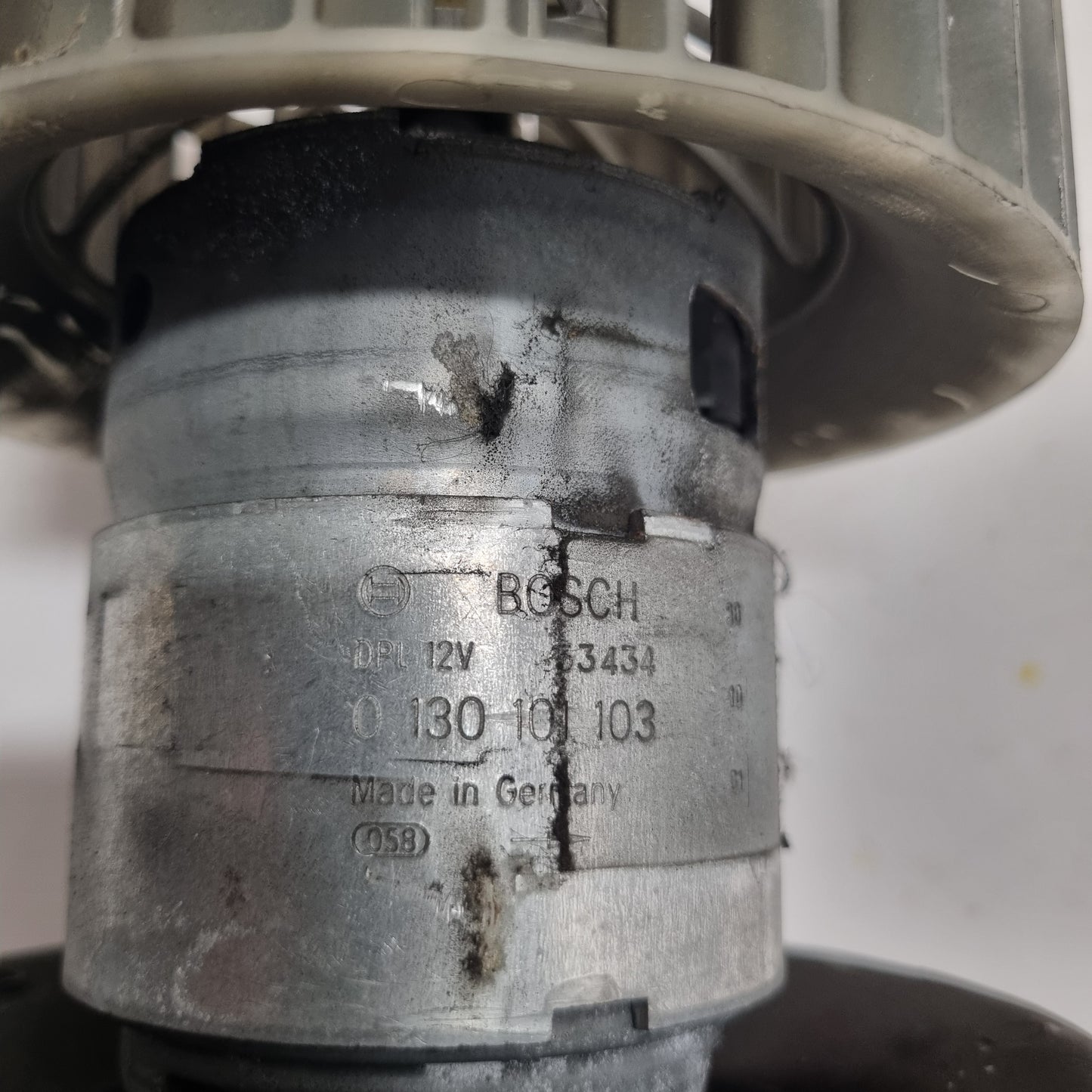 Pulseur de chauffage BMW E46 – Réf 0130101103 – Occasion d’Origine + Garantie 3 Mois