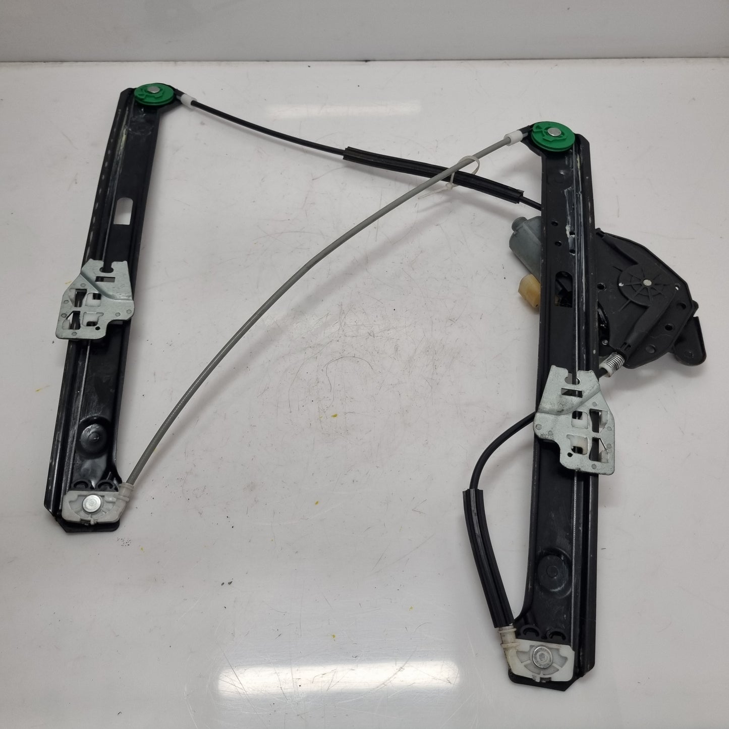 Lève-vitre Électrique Avant Droit BMW E46 Berline/Touring – Réf 8362064 – Occasion + Garantie 3 Mois