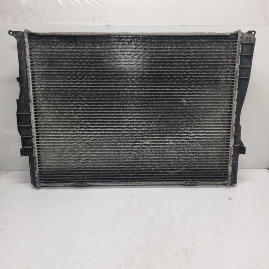 Radiateur de Refroidissement BMW – Réf. 7521931 – E81 / E87 / E90 – 116i, 118i, 320i – Occasion – Garantie 3 Mois