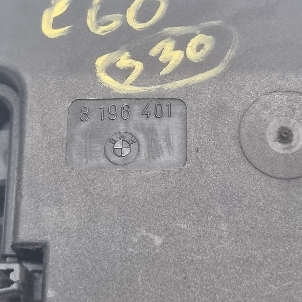 Serrure Centralisée de Coffre BMW – Réf. 8196401 – E60 E46 E90 E81 E87 – Occasion Garantie 3 Mois