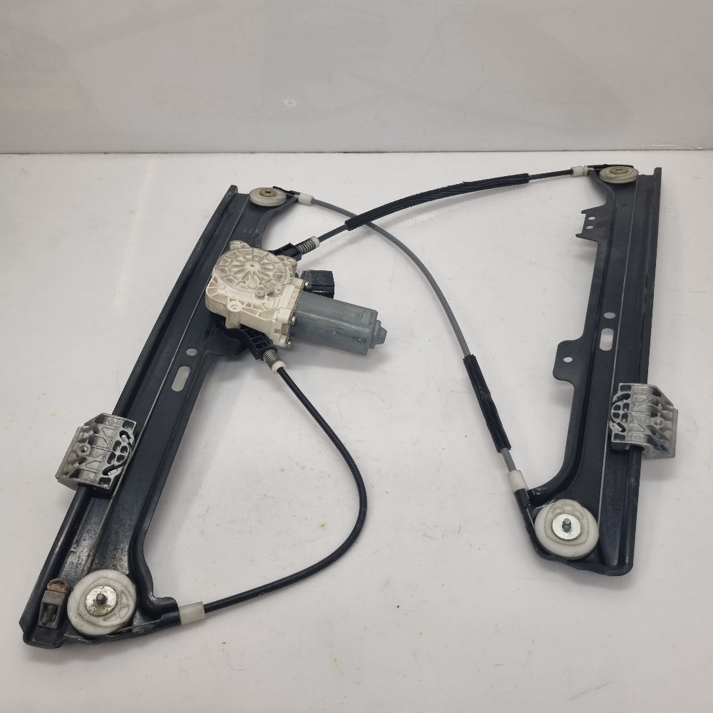 Lève-vitre Électrique Avant Gauche BMW E60 / E61 – Réf. 7075667 – Occasion Garantie 3 Mois