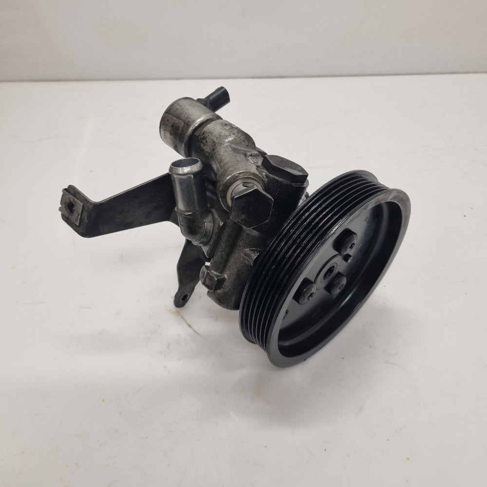 Pompe de Direction Assistée BMW E60 / E61 530d – Réf. 7697974 – Occasion Garantie 3 Mois