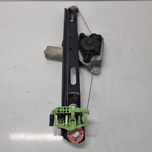 Lève-Vitre Arrière Gauche BMW Série 1 E87 – Réf. 7067797 – Occasion Garantie 3 Mois