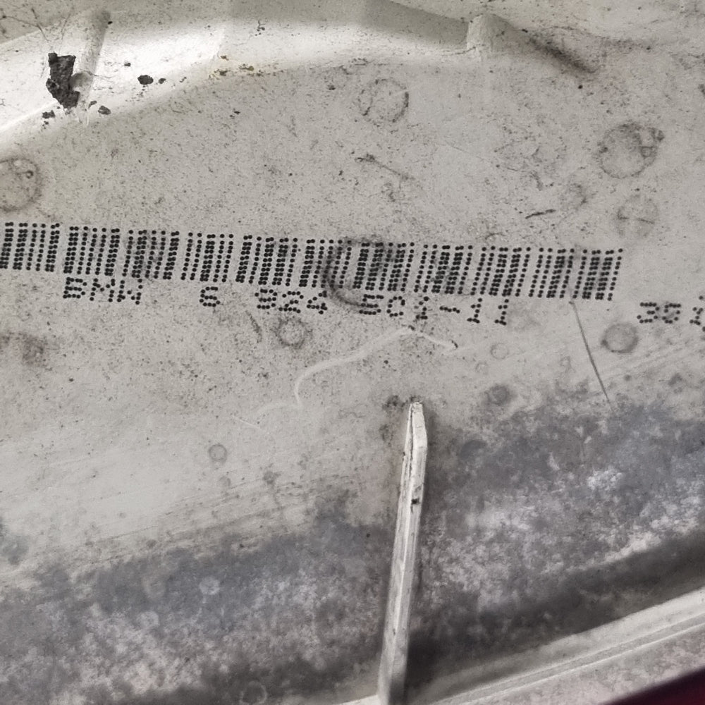 Feu Arrière Gauche Complet BMW Série 1 E81 / E87 Phase 1 – Réf. 6924501 – Occasion Garantie 3 Mois