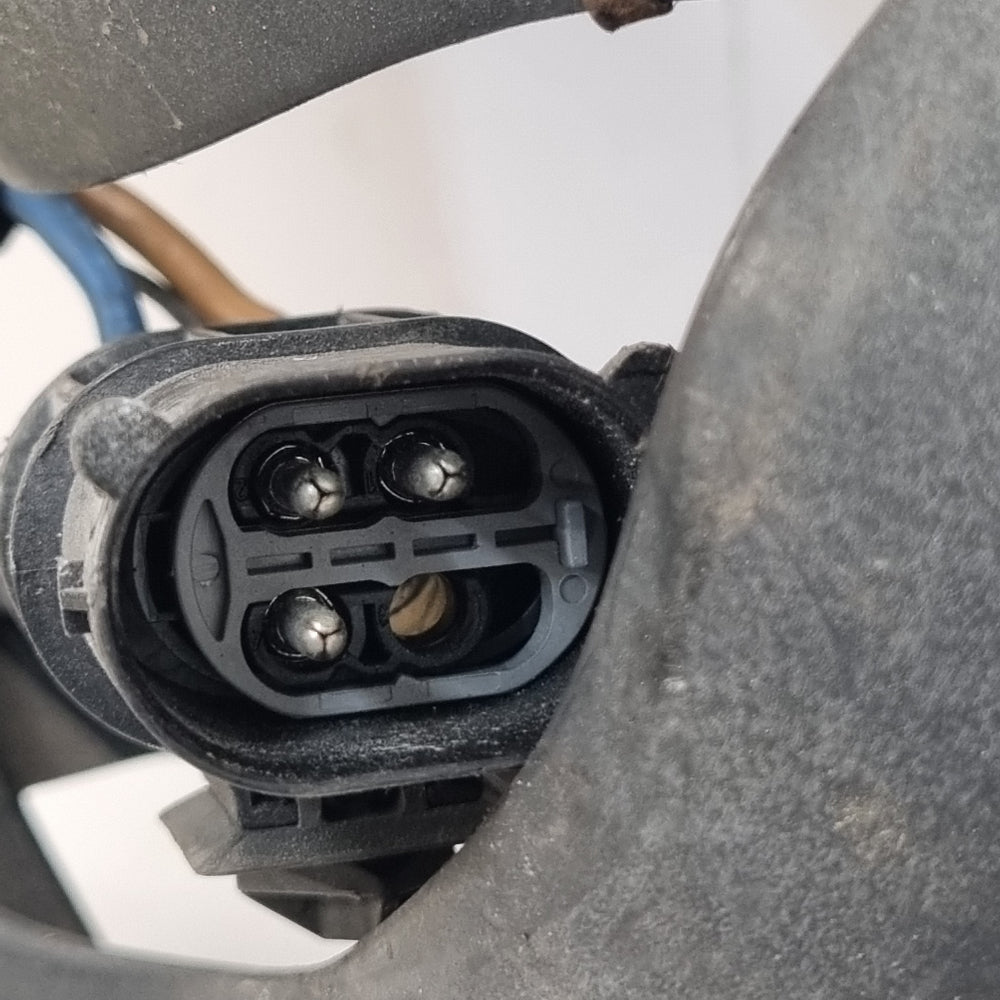 Ventilateur de Climatisation BMW Série 7 E38 – Réf. 6921394 – Prise 3 Broches – Occasion Garantie 3 Mois