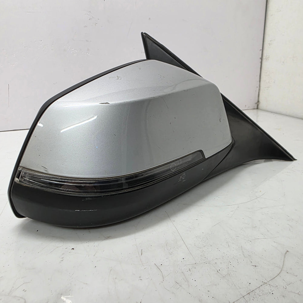 Rétroviseur Droit BMW F10 F11 LCI Titansilber – Occasion Garantie 3 Mois