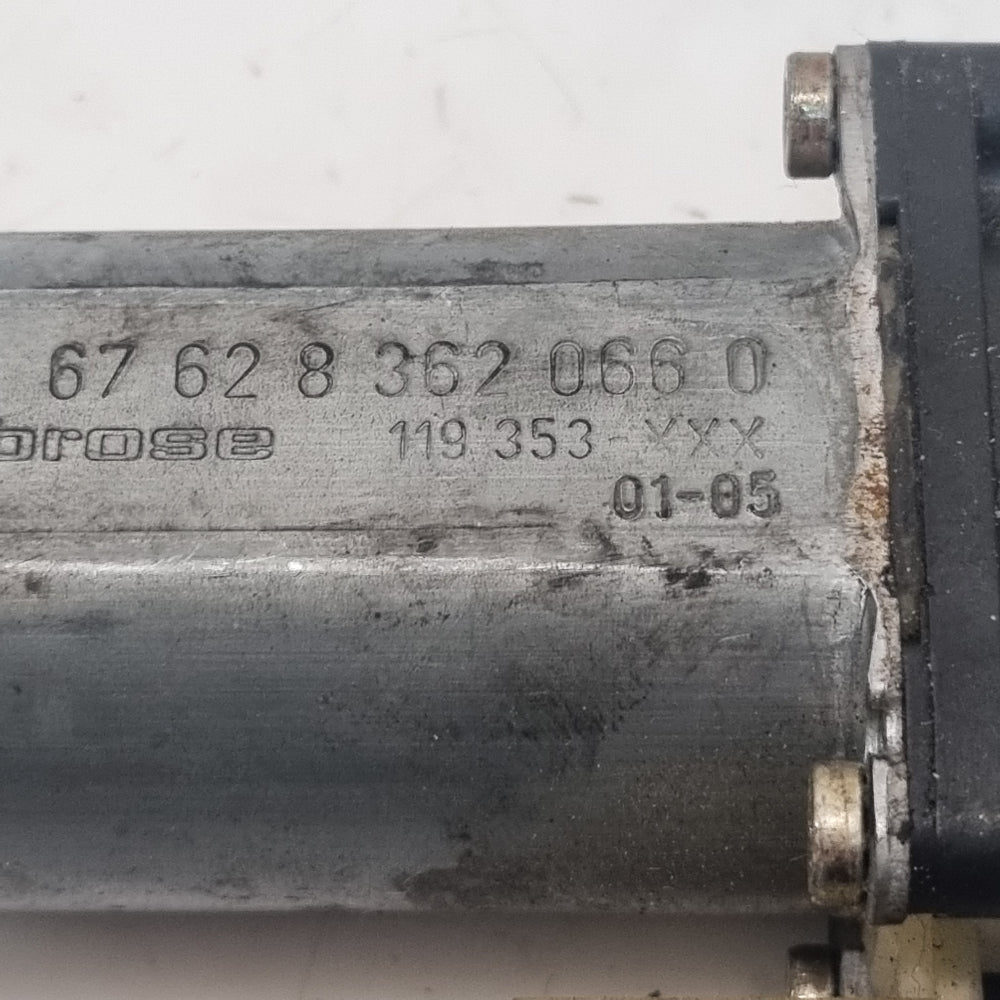 Moteur Lève-Vitre Électrique Arrière Gauche BMW E46 Berline Touring – Réf. 8362066 – Occasion Garantie 3 Mois