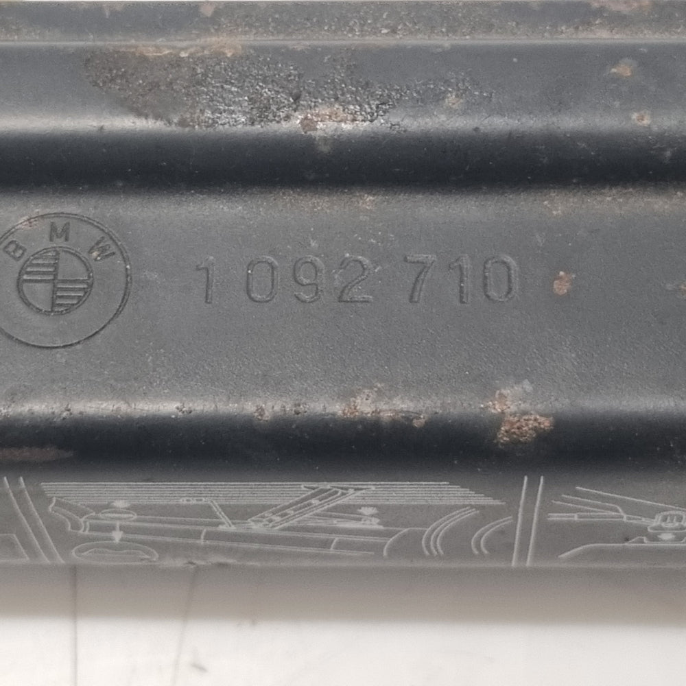 Cric d’Origine BMW E39 – Réf. 1092710 – Occasion Parfait État – Garantie 3 Mois
