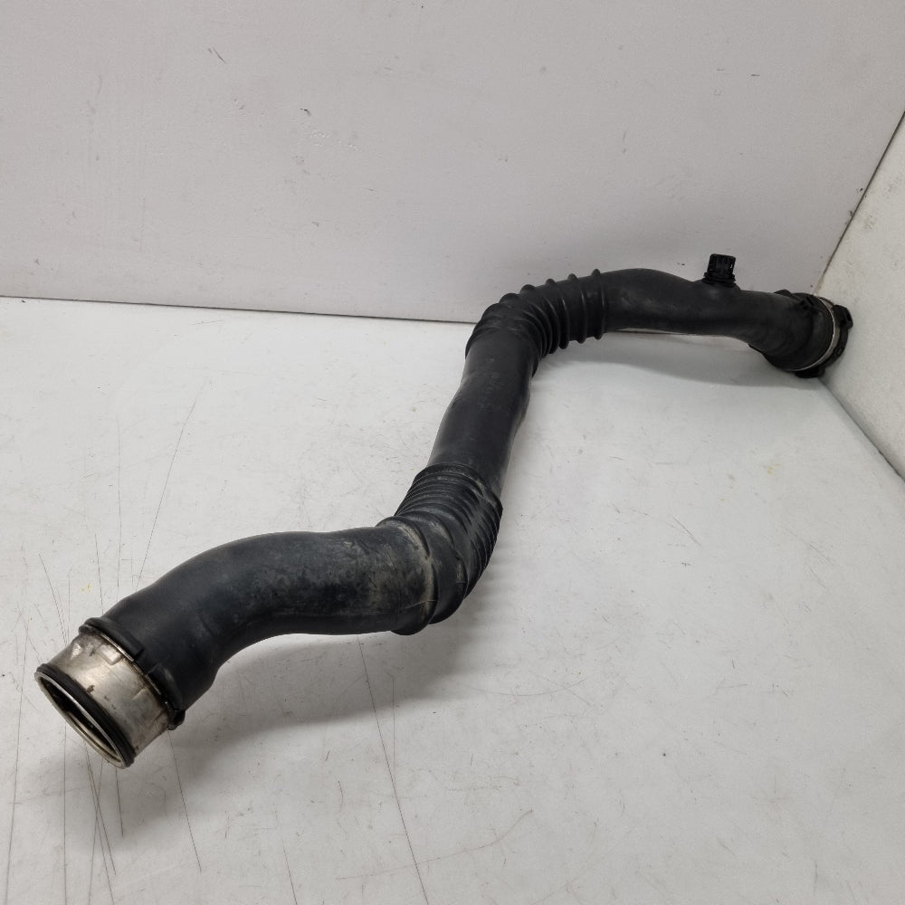 Durite d’Admission d’Air BMW E90 E91 E92 E93 E84 – 318d 320d N47 / N47S – Ref. 7797483 – Occasion Garantie 3 Mois