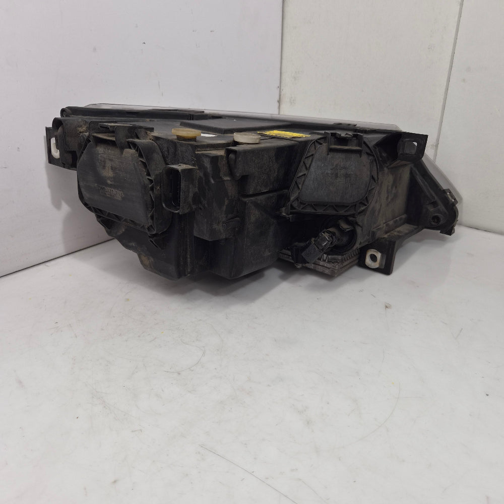 Phare Avant Gauche Xenon BMW E63 E64 – Ref. 7165795 – Occasion Garantie 3 Mois