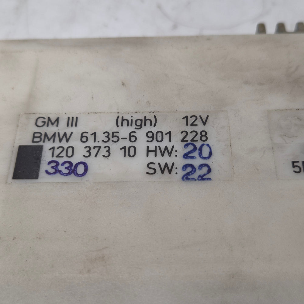 Boîtier GM3 / ZKE BMW E39 – Ref. 6901228 – Module Centralisation & Confort – Occasion Garantie 3 Mois