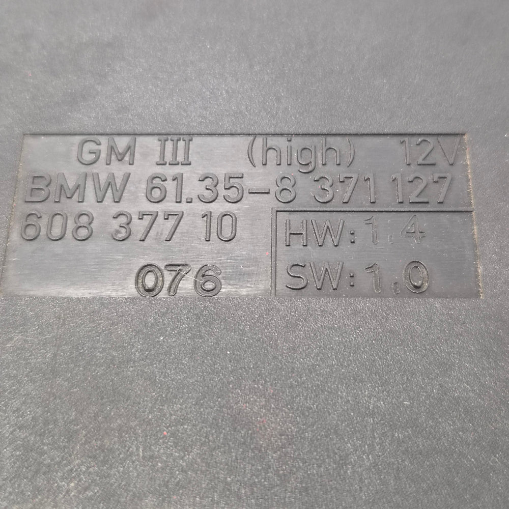 Boitier GM3 / ZKE BMW E38 E39 – Ref. 8371127 – Module Confort HIGH – Occasion Garantie 3 Mois