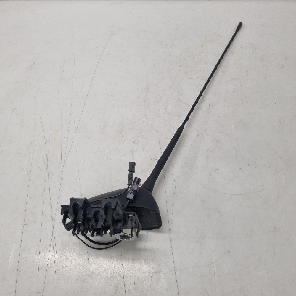 antenne-6925356-bmw-e81-e87-bmmotorsport80