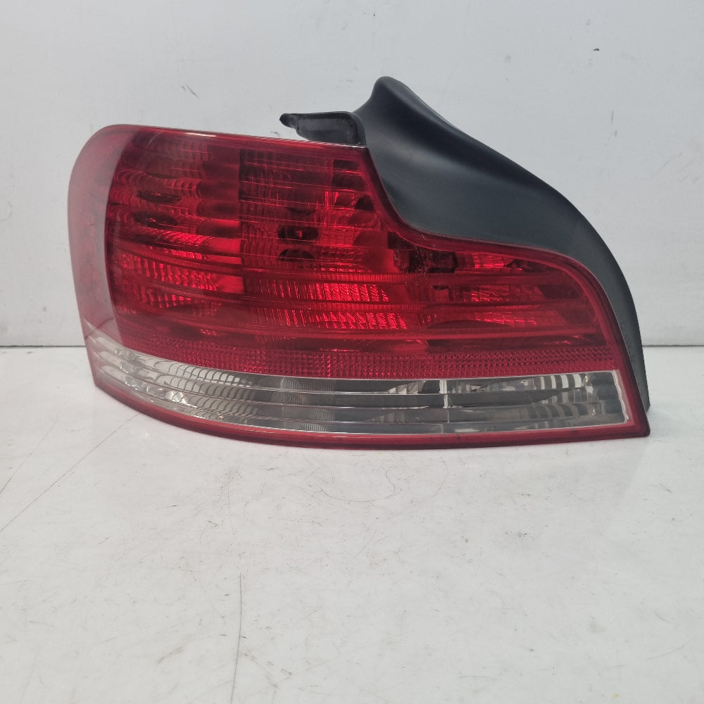 feu-arriere-gauche-4869809-bmw-e82-e88-bmmotorsport80