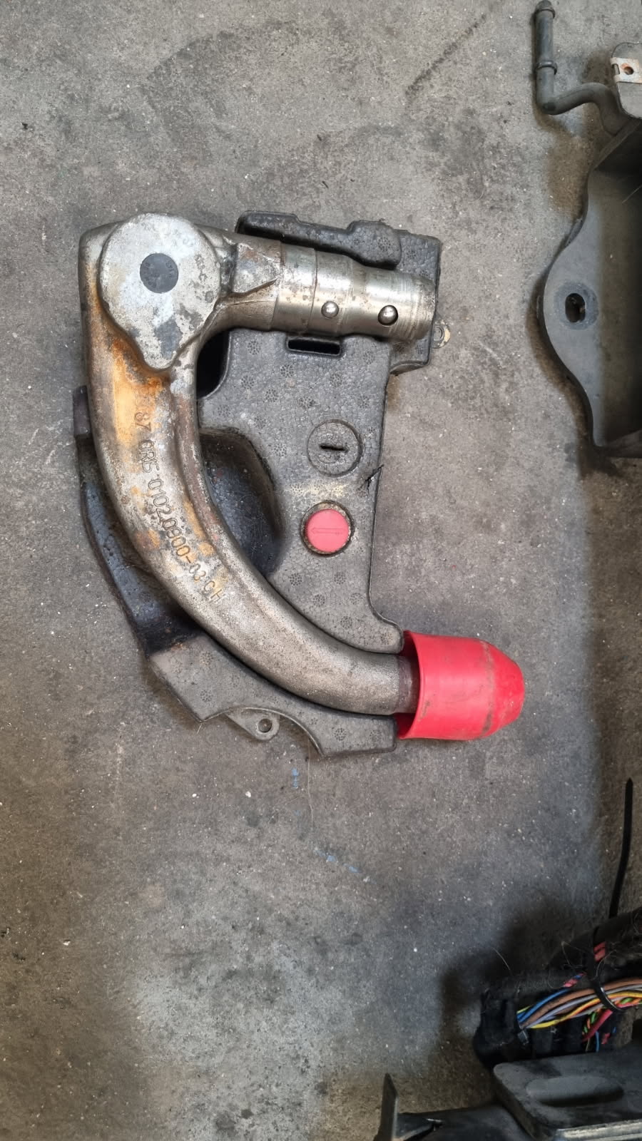 Crochet attelage amovible d’origine BMW Série 1 E81 / E87 – Garantie 3 mois – BMMOTORSPORT80