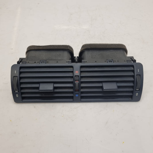 aeration-centrale-bleue-8361895-bmw-e39-bmmotorsport80