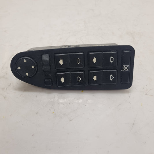 commande-leve-vitre-avant-gauche-6904339-bmwe39-bmmotorsport80