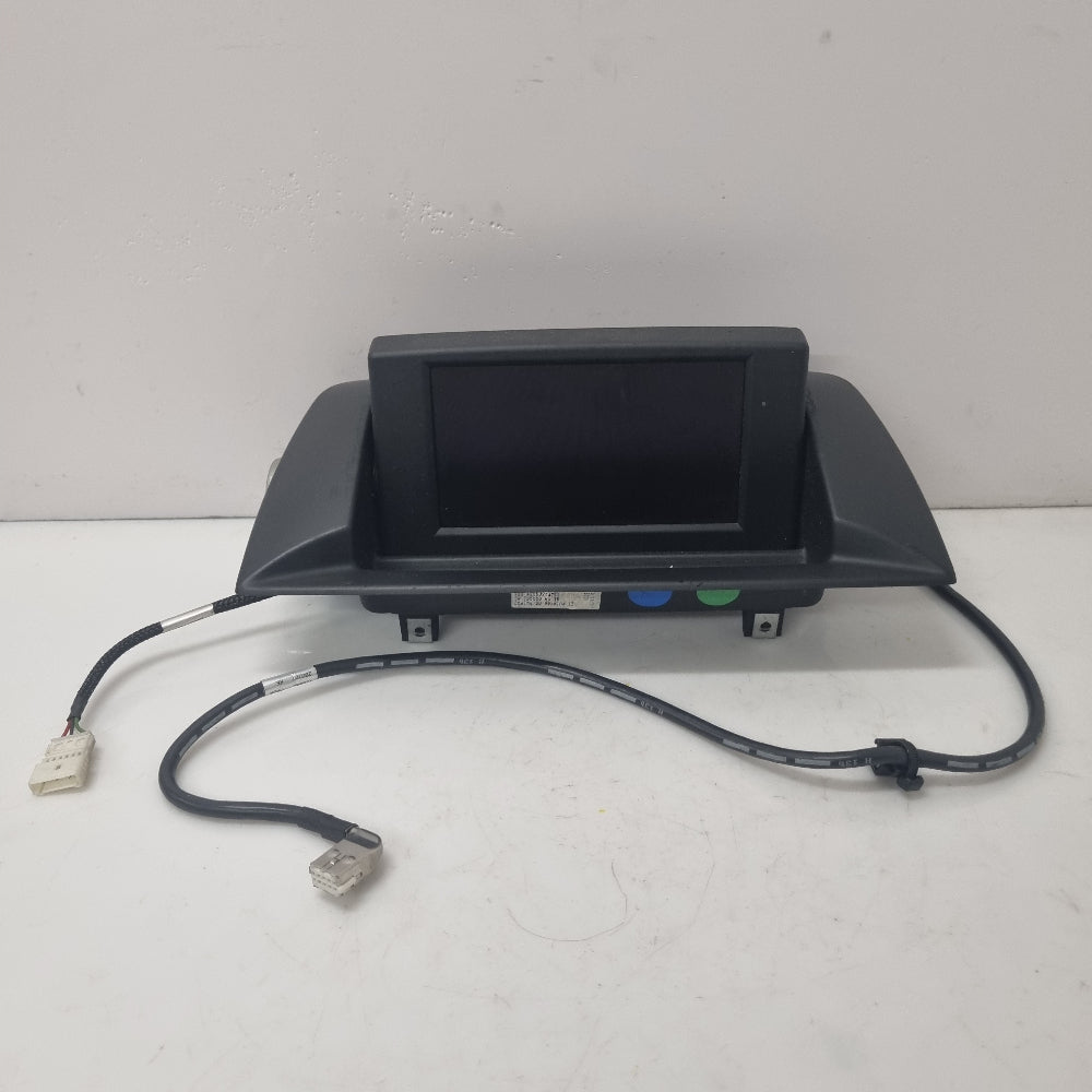 ecran-gps-motorise-9145437-bmw-e81-e82-e87-e88-bmmotorsport80