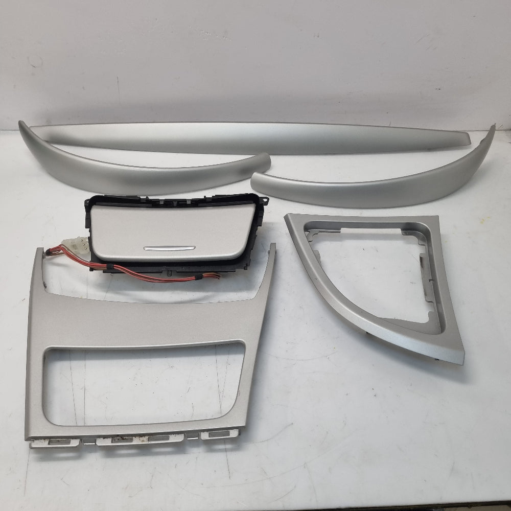 kit-insert-gris-bmw-e81-bmmotorsport80