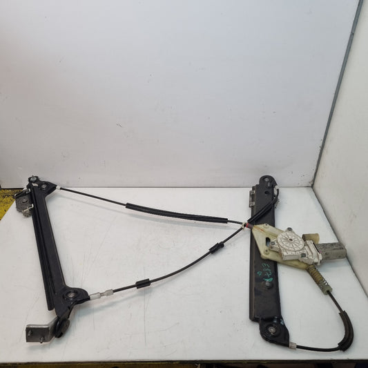 leve-vitre-electrique-avant-gauche-6978945-bmw-e81-bmmotorsport80