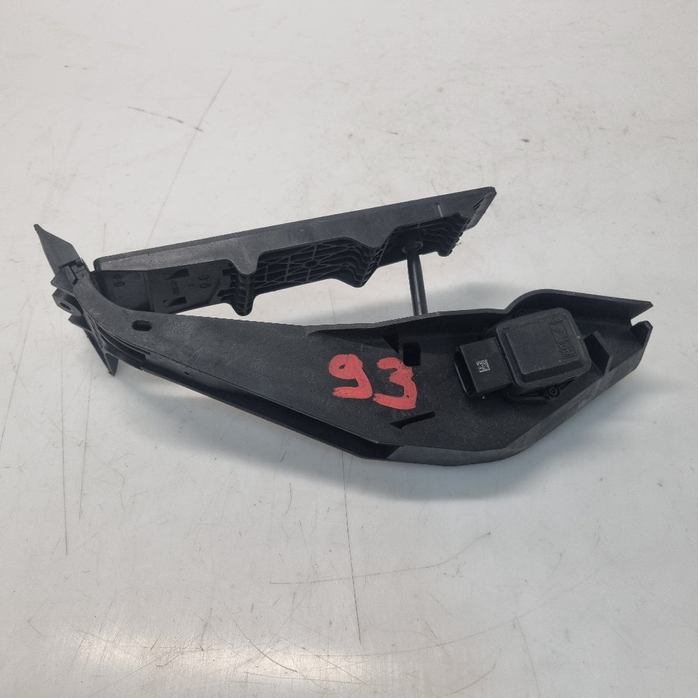 pedale-accelerateur-6786285-bmw-e8x-e9x-e6x-boite-automatique-bmmotorsport80